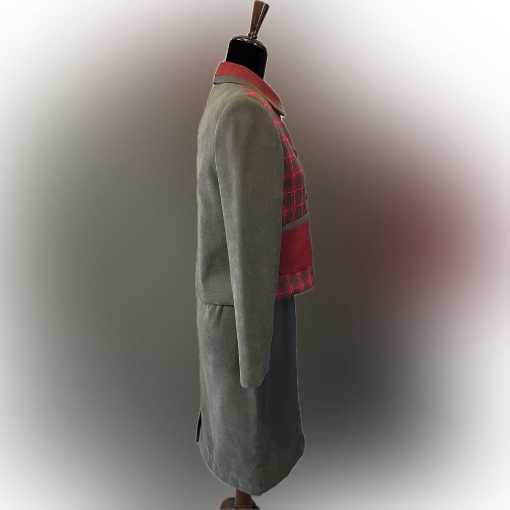 Vintage Lucia Plaid Wool and Corduroy Suit in Red & Olive size 4P - Picture 2 of 16